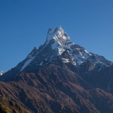 Mount Fishtail (6993 m)